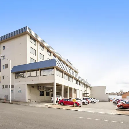 Burnie Central Townhouse Hotel-2