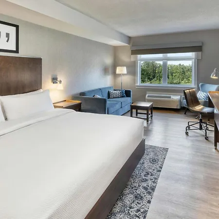 Four Points By Sheraton Barrie-3