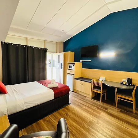 Downs Motel-3