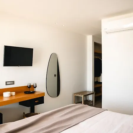 Batis Aero Beachfront Wellbeing Hotel-2