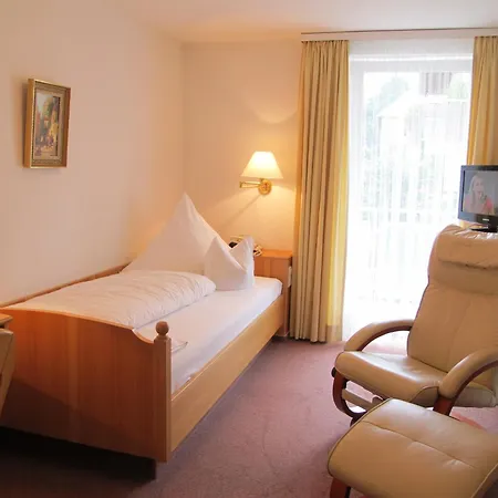 Hotel Germania-3