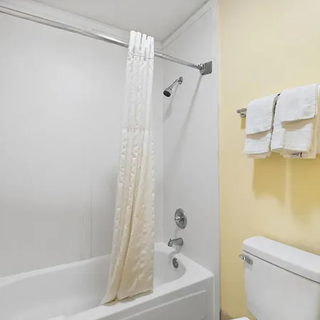 Days Inn By Wyndham Cleveland Tn-2