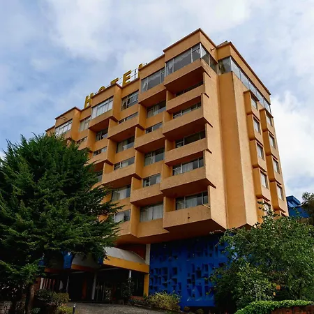 Hotel Savoy Inn-2