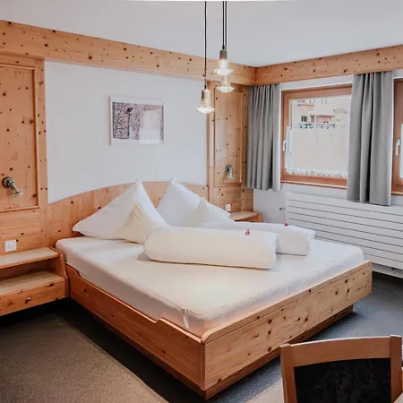 Hotel Garni Bergsonne-3