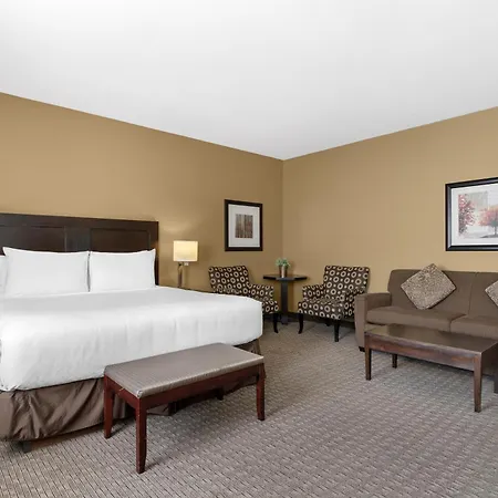 Best Western Plus Baker Street Inn-2