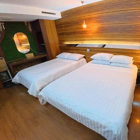 Friendly Dh Naissance Hotel By Mindrum Group-3