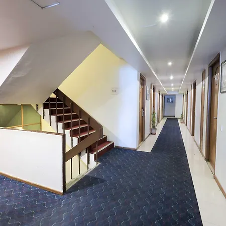 Palette Hotel Surya By Checkin, Vadodara-3