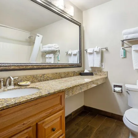 Best Western Plus Yakima Hotel-2