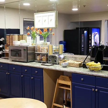 Americas Best Value Inn Lynnwood-3