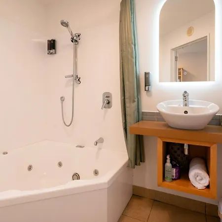 Tussock Peak Lodge-2