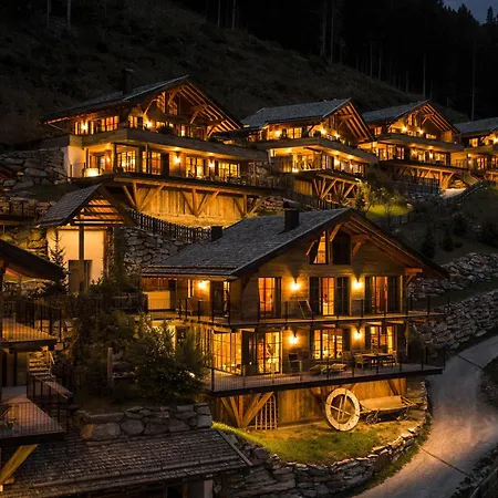 Mons Silva Private Luxury Chalets-2