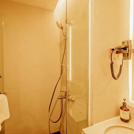 Gino Feruci Braga By Kagum Hotels-2