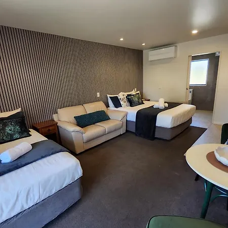 Alpine Lodge Motel-3