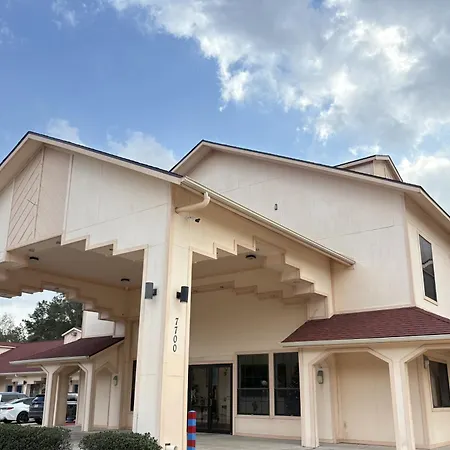 Regency Inn & Suites By Capital O Houston Iah Airport-2