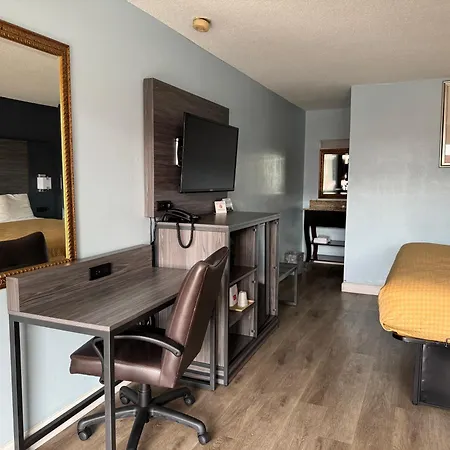 Red Carpet Inn & Suites - Danville-2