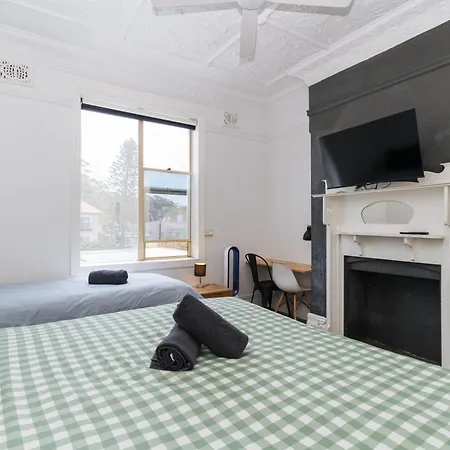 Manly Beach Guesthouse-3