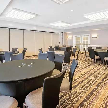 La Quinta By Wyndham San Antonio Airport-3