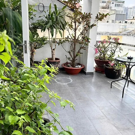 Yellow House Saigon-3