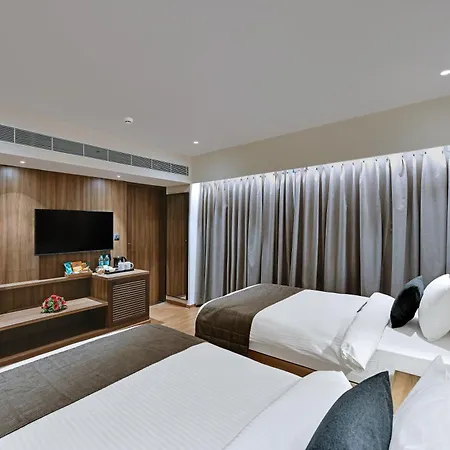 Hotel Suba Star Ahmedabad-2