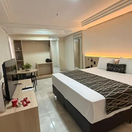 Crystal Plaza Hotel-2