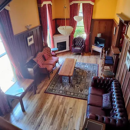 Bridgefield Guest House-3