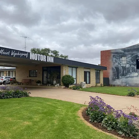 Mount Wycheproof Motor Inn-3