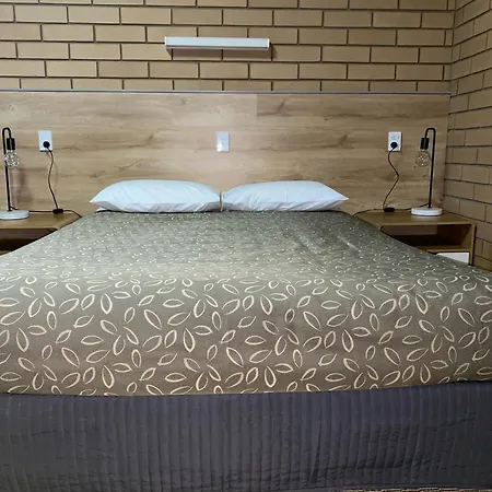 Mount Wycheproof Motor Inn-2