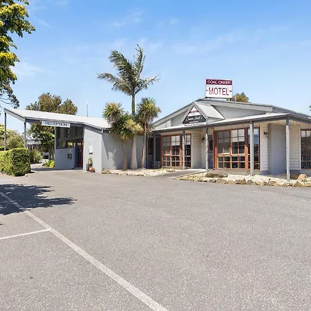 Coal Creek Motel-2