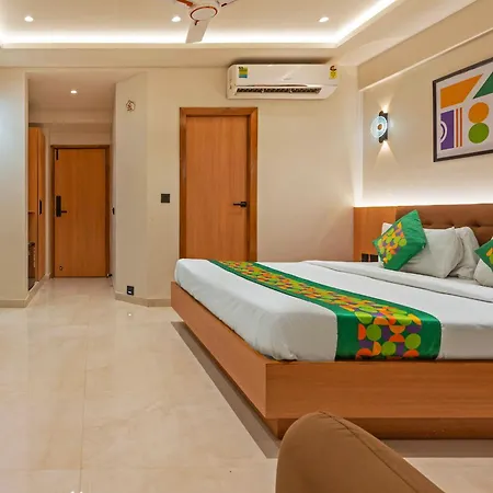 Treebo Shree Krishna Palace-2