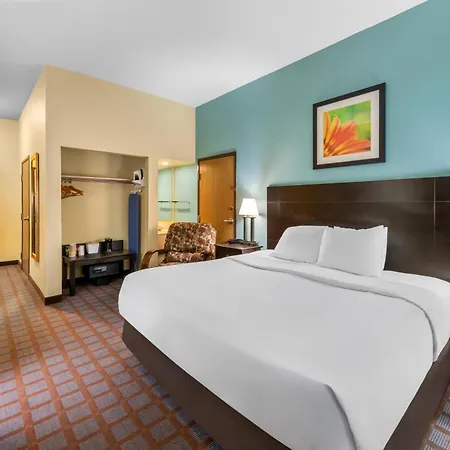 Red Lion Inn & Suites Blue Springs-3
