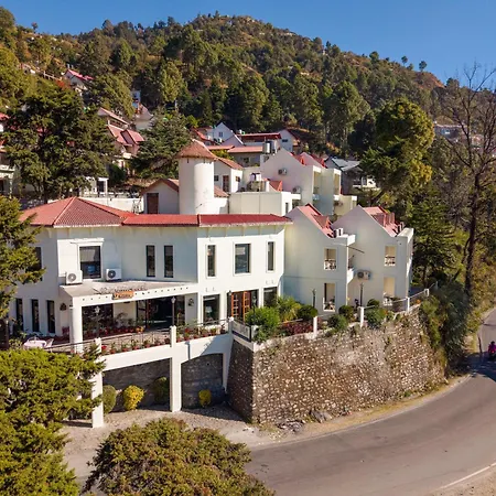 8Fold-Pinecrest By Larisa, Bhimtal-2