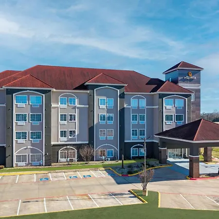 La Quinta Inn And Suites By Wyndham Paris-3