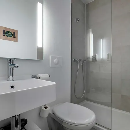 B&B Hotel Niort Sud Venise Verte-2