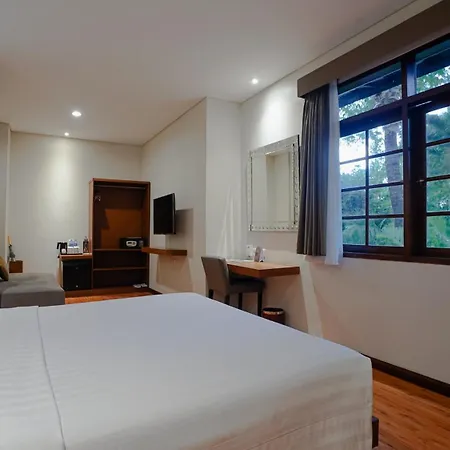 Grand Whiz Hotel Nusa Dua Bali-2