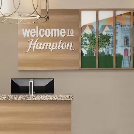 Hampton Inn & Suites Baton Rouge Downtown-3
