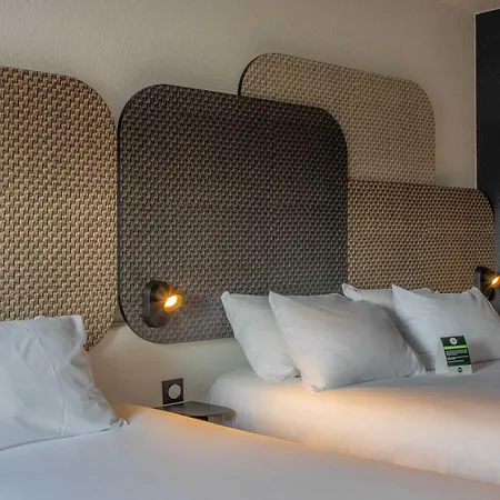 ibis Lourdes Centre Gare-3
