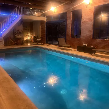 Le Château de Failloux, Chambres d hôtes,Piscine intérieure-2