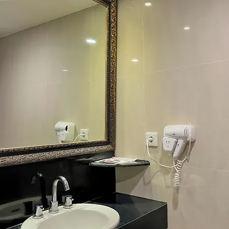 Lion Hotel & Plaza Manado-2