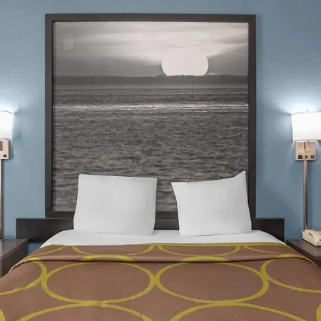 Super 8 Motel By Wyndham Near Fort Lauderdale Arpt-2