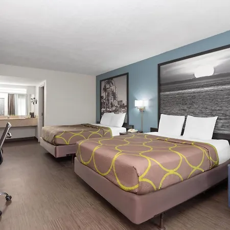 Super 8 Motel By Wyndham Near Fort Lauderdale Arpt-2
