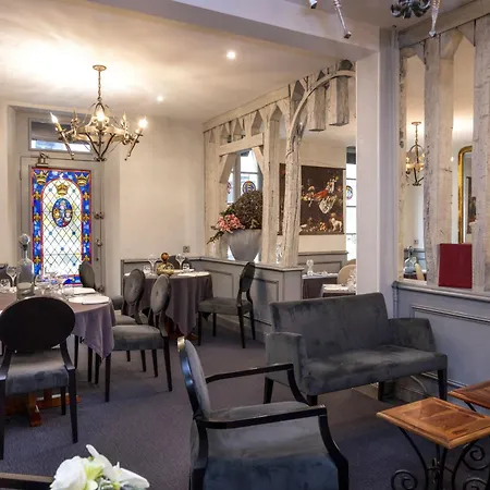 Logis Hôtels Restaurant Les 3 Rois-2