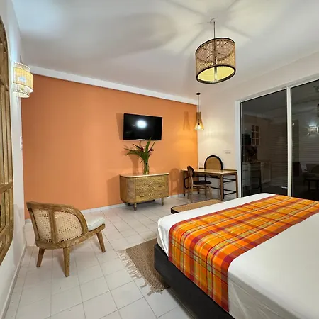 Résidence Le Vallon Guadeloupe Parc Piscine Appartements&Studios&Services hôteliers à la carte-3
