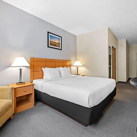 Quality Inn Dubuque On Hwy 20-3