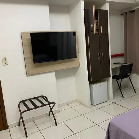Hotel Calstar-3
