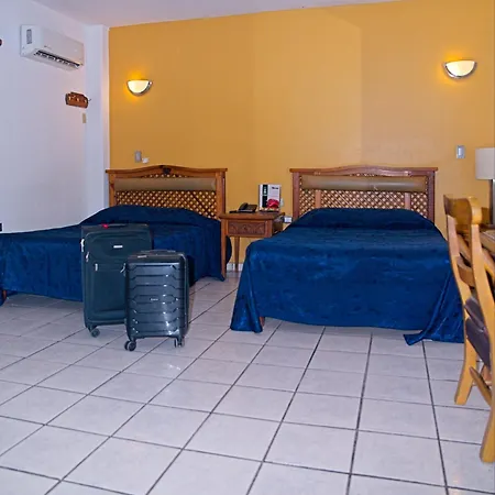 Hotel Las Fuentes-2