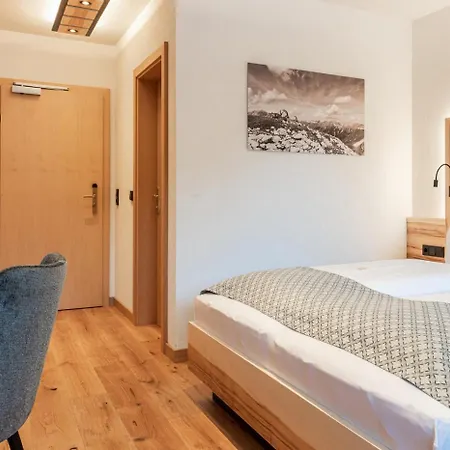 Wohlfühlhotel Berg Heil-2
