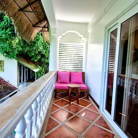 Lanterna Hotel Boracay-2