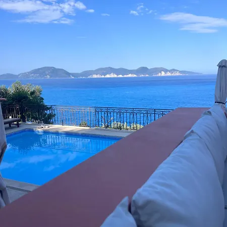 Roi Boutique Suites-3