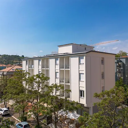 Amadei Hotel Promenade-3