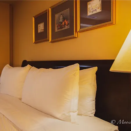 Grant Hall Hotel-2